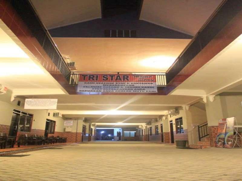 Tri Star Homestay Madiun Exteriér fotografie